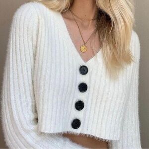 Urban Outfitters Cropped Fuzzy Cardigan Ecru White Nylon Blend Sweater Sz Xs